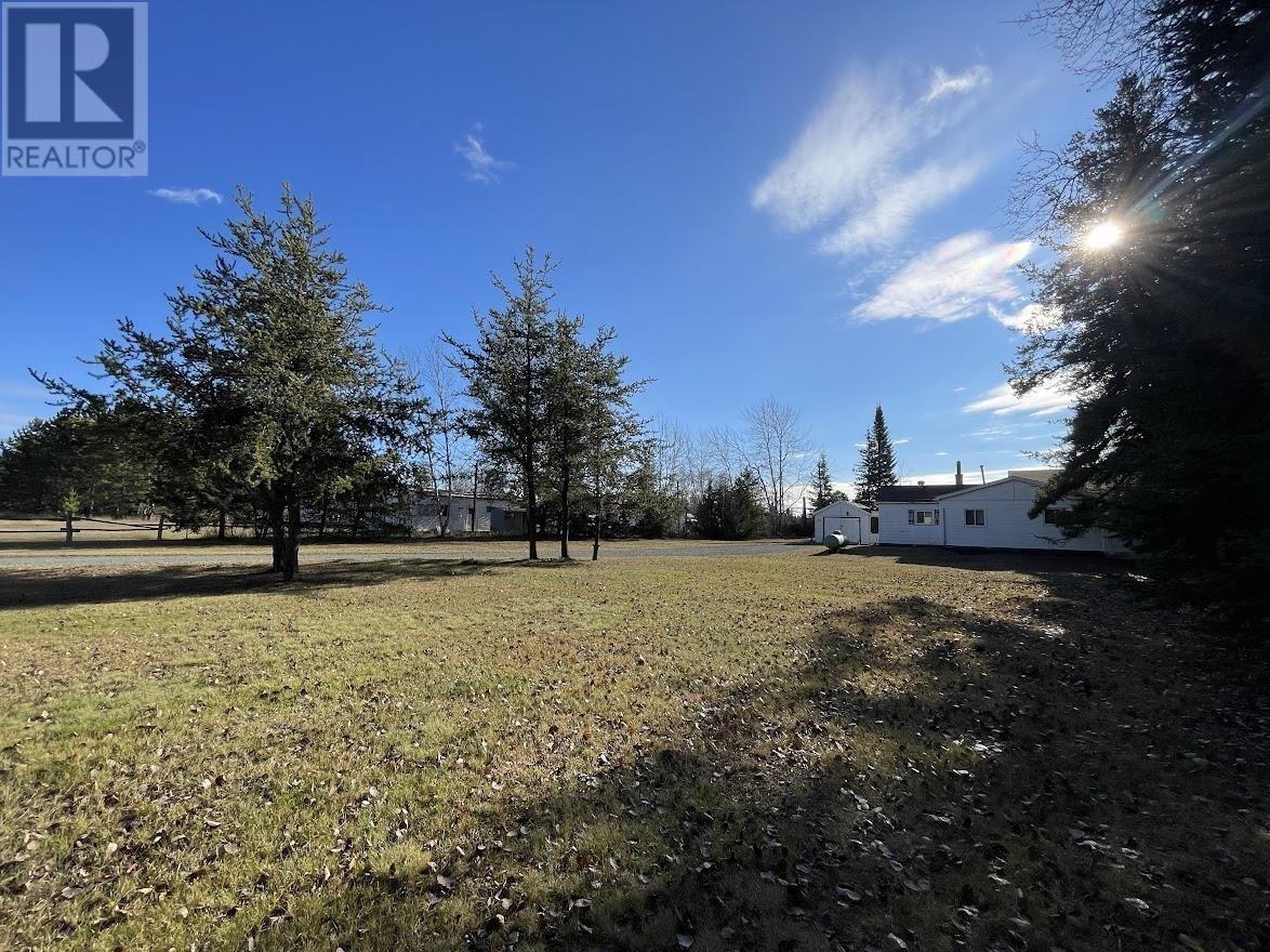 13 1st St, Hillsport, Ontario  P0T 2C0 - Photo 40 - TB253659