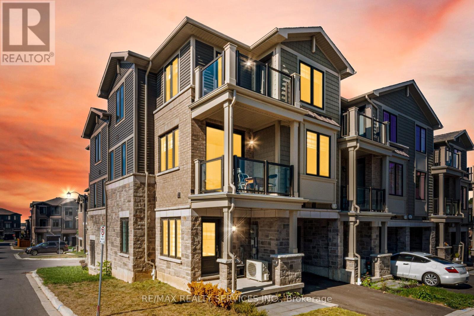 113 - 10 BIRMINGHAM DRIVE, Cambridge, Ontario