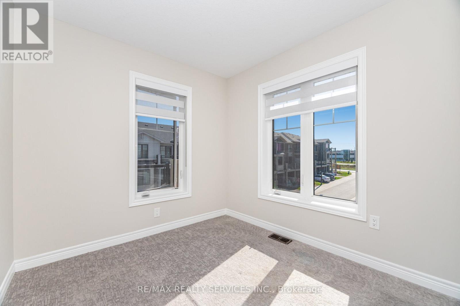 113 - 10 Birmingham Drive, Cambridge, Ontario N1R 0C6 - Photo 38 - X12633592