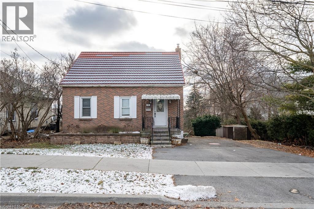 29 Donald Street, Belleville, Ontario  K8P 2J1 - Photo 2 - 40792685