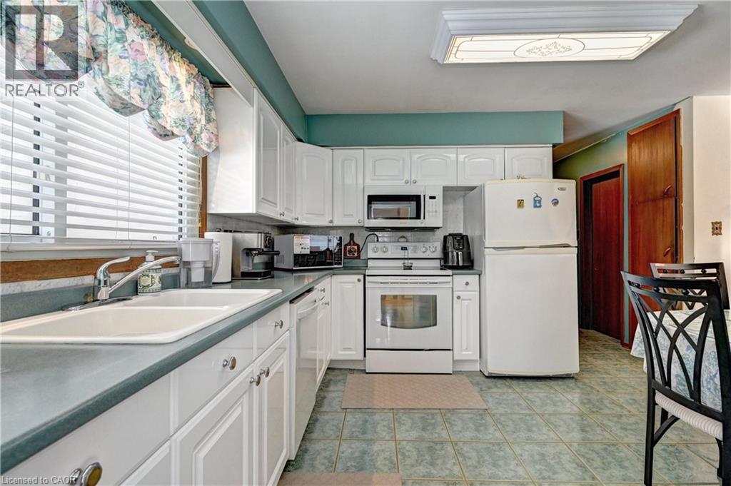 132 Forest Hill Drive, Kitchener, Ontario  N2M 4G3 - Photo 15 - 40790574