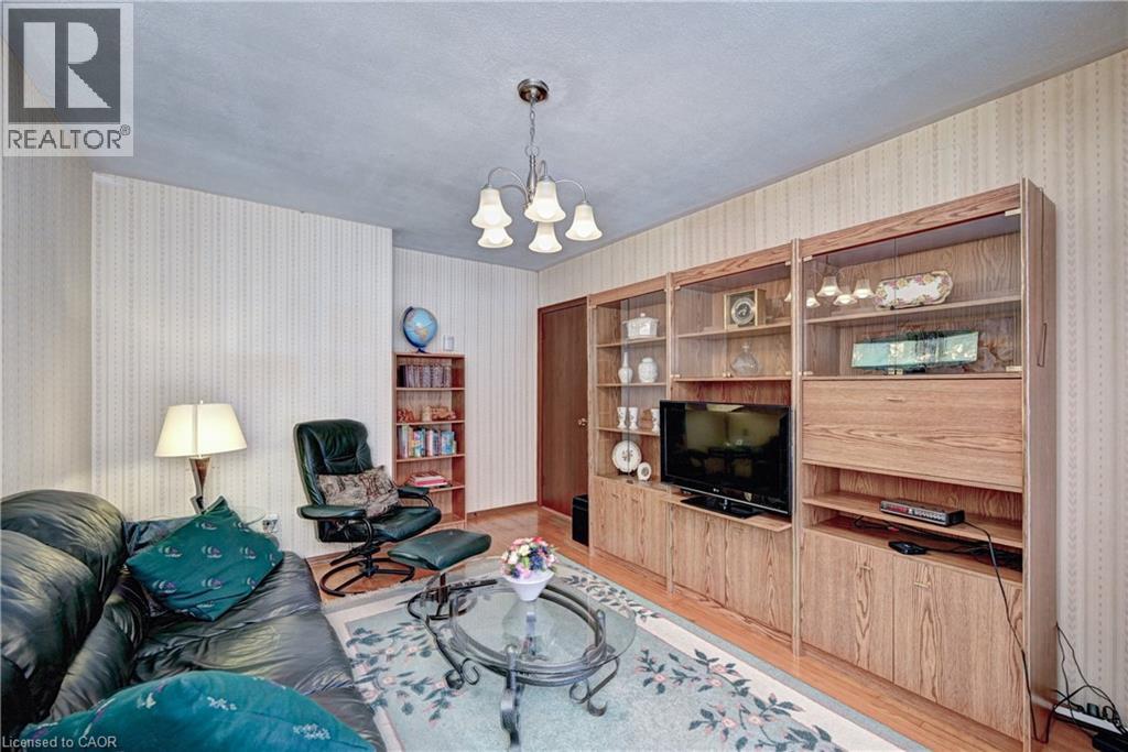 132 Forest Hill Drive, Kitchener, Ontario  N2M 4G3 - Photo 21 - 40790574