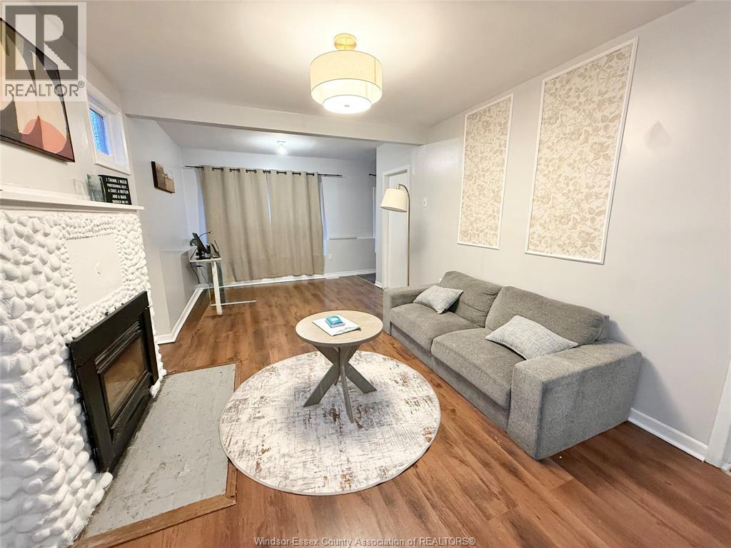 970 Westminster Boulevard, Windsor, Ontario N9A 2A9 - Photo 3 - 25031685