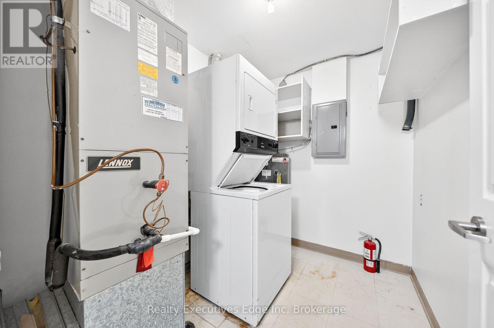 103 - 208 Silvercreek Parkway N, Guelph, Ontario  N1H 8H2 - Photo 30 - X12633604