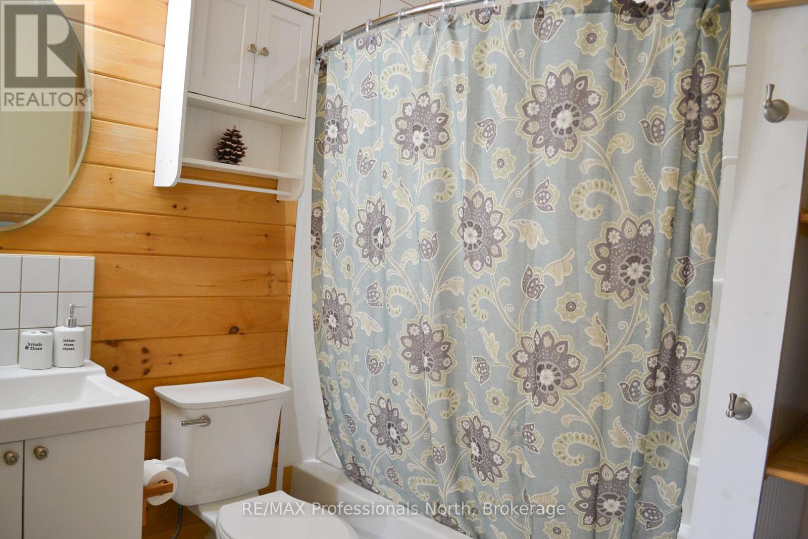 4043 Highway 60, Algonquin Highlands, Ontario P0A 1H0 - Photo 14 - X12633664