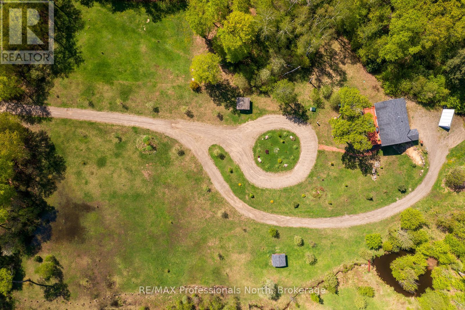 4043 Highway 60, Algonquin Highlands, Ontario P0A 1H0 - Photo 2 - X12633664