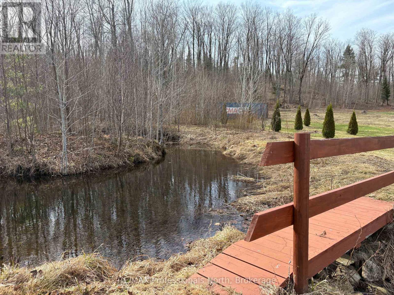 4043 Highway 60, Algonquin Highlands, Ontario P0A 1H0 - Photo 23 - X12633664