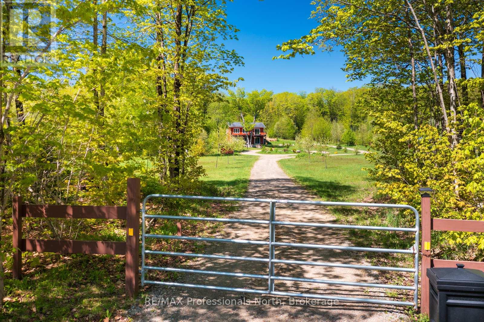 4043 Highway 60, Algonquin Highlands, Ontario P0A 1H0 - Photo 4 - X12633664