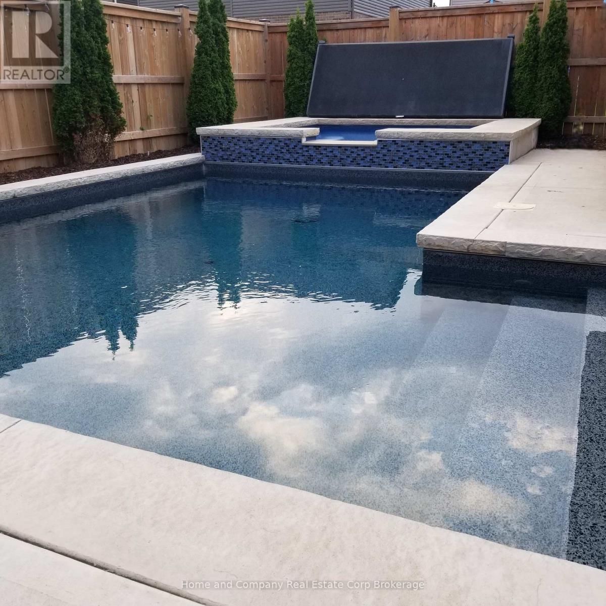 138 Brown Street, Stratford, Ontario  N5A 0B8 - Photo 22 - X12633730