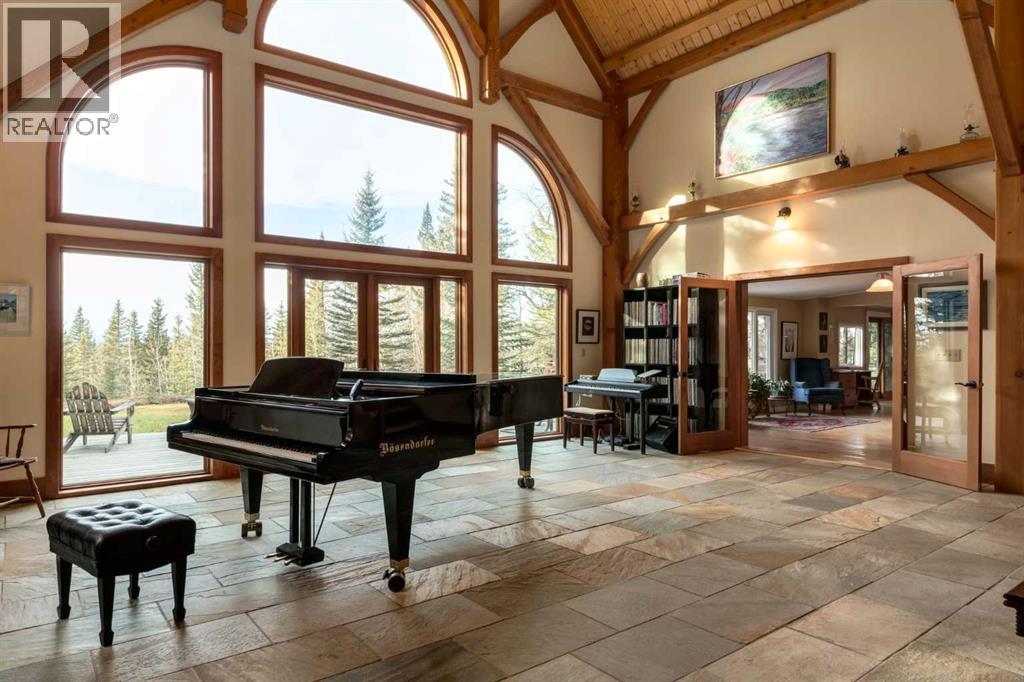 10, 32376 Highway 760, Rural Mountain View County, Alberta  T0M 1X0 - Photo 5 - A2271485