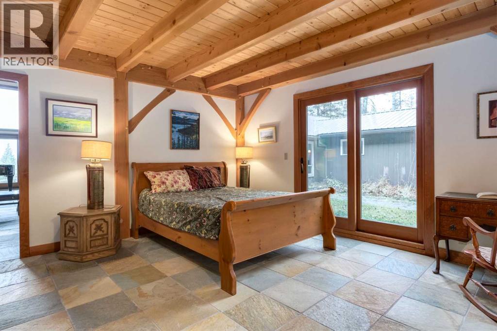 10, 32376 Highway 760, Rural Mountain View County, Alberta  T0M 1X0 - Photo 15 - A2271485