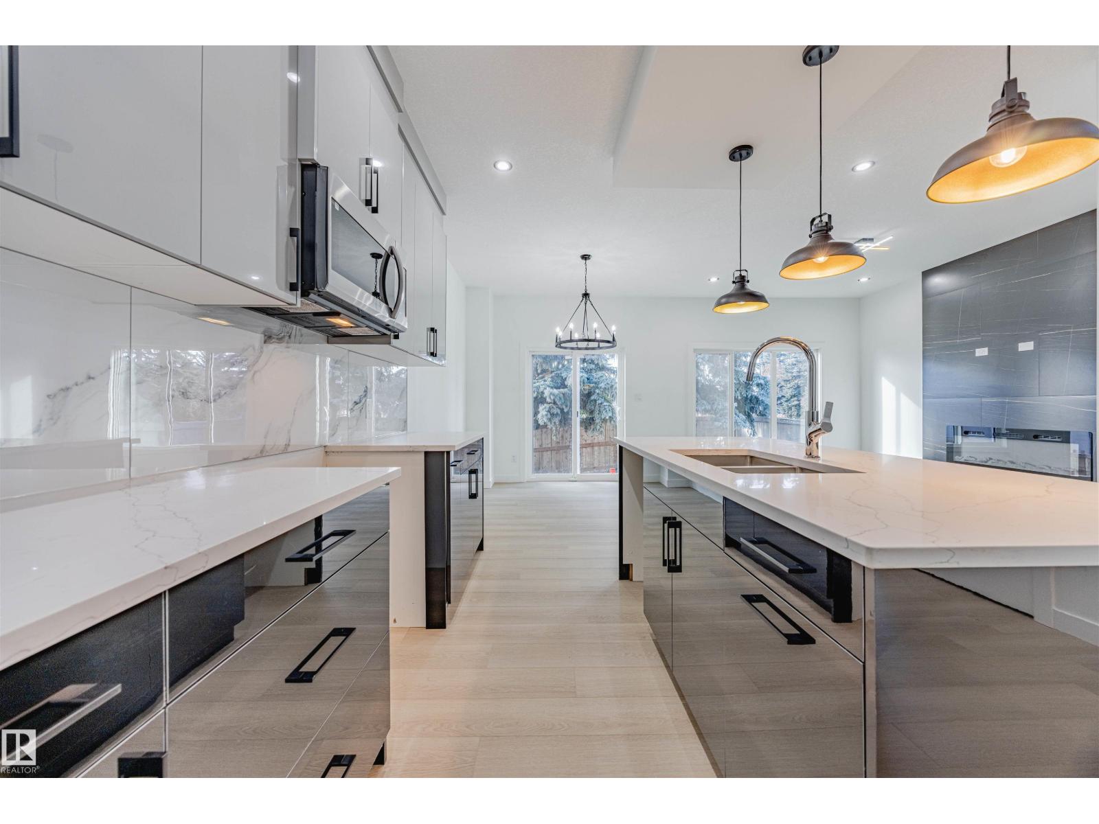 4912 46 St, Beaumont, Alberta  T6X 1H9 - Photo 12 - E4468155