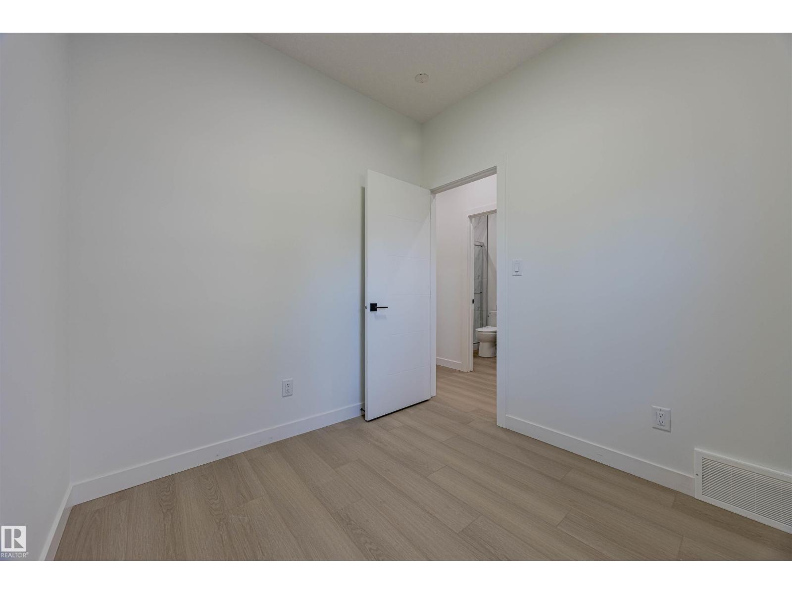 4912 46 St, Beaumont, Alberta  T6X 1H9 - Photo 7 - E4468155