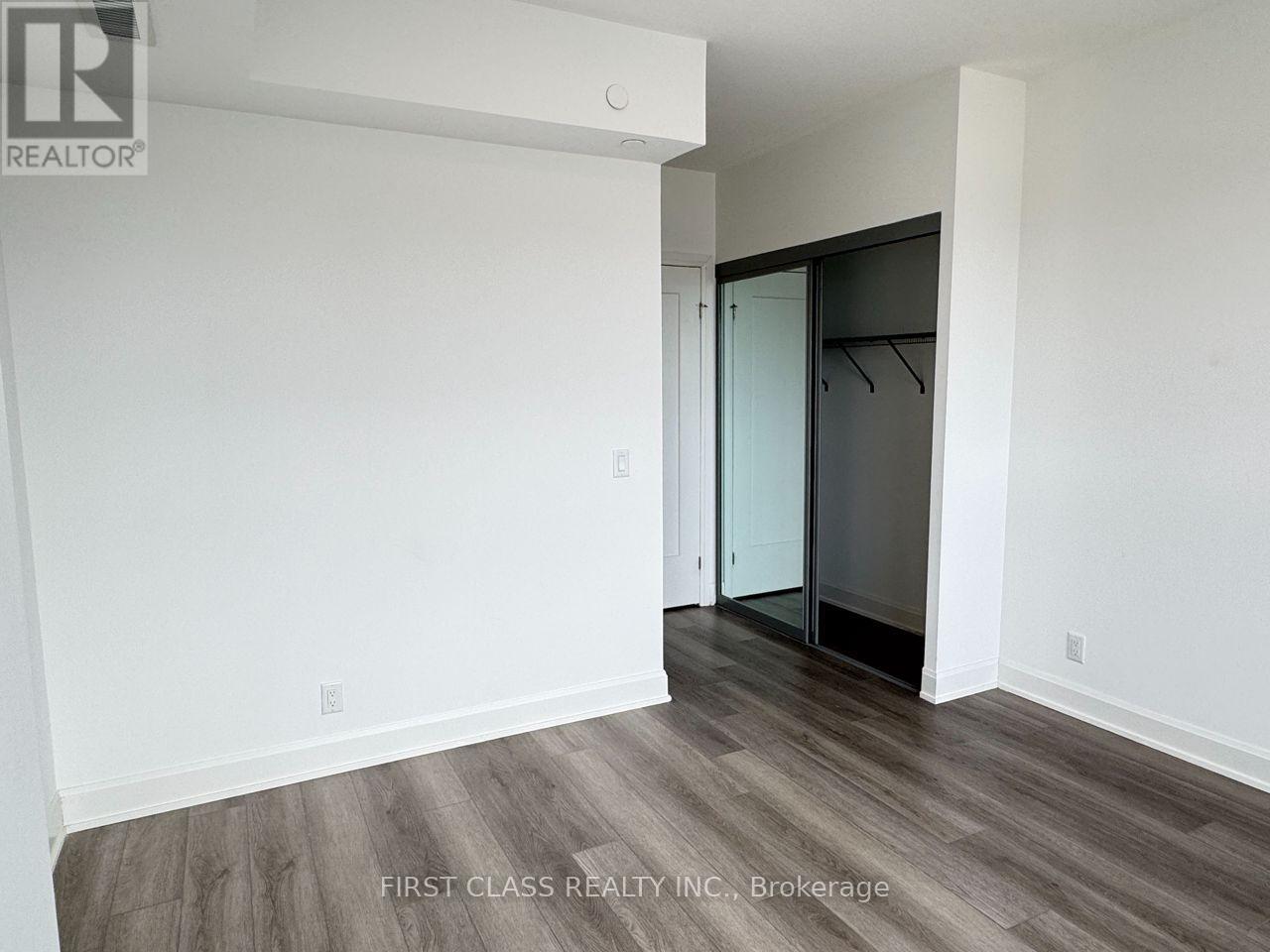 707 - 8 Water Walk Drive, Markham, Ontario  L3R 6L4 - Photo 13 - N12621416