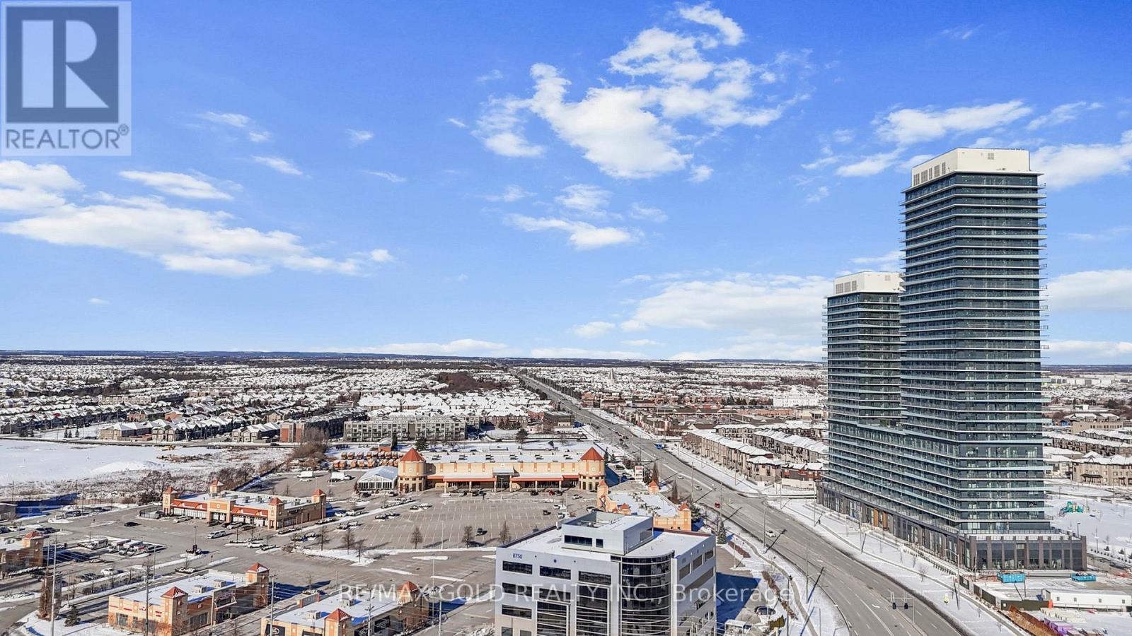 720 - 15 Skyridge Drive, Brampton, Ontario  L6P 4S7 - Photo 3 - W12632834