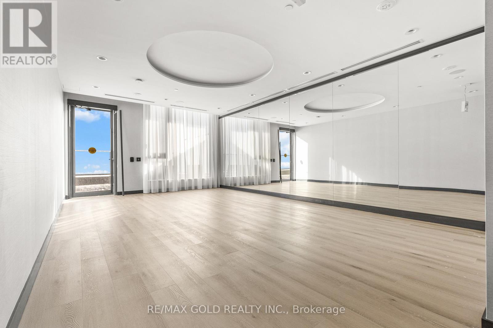 720 - 15 Skyridge Drive, Brampton, Ontario  L6P 4S7 - Photo 8 - W12632834