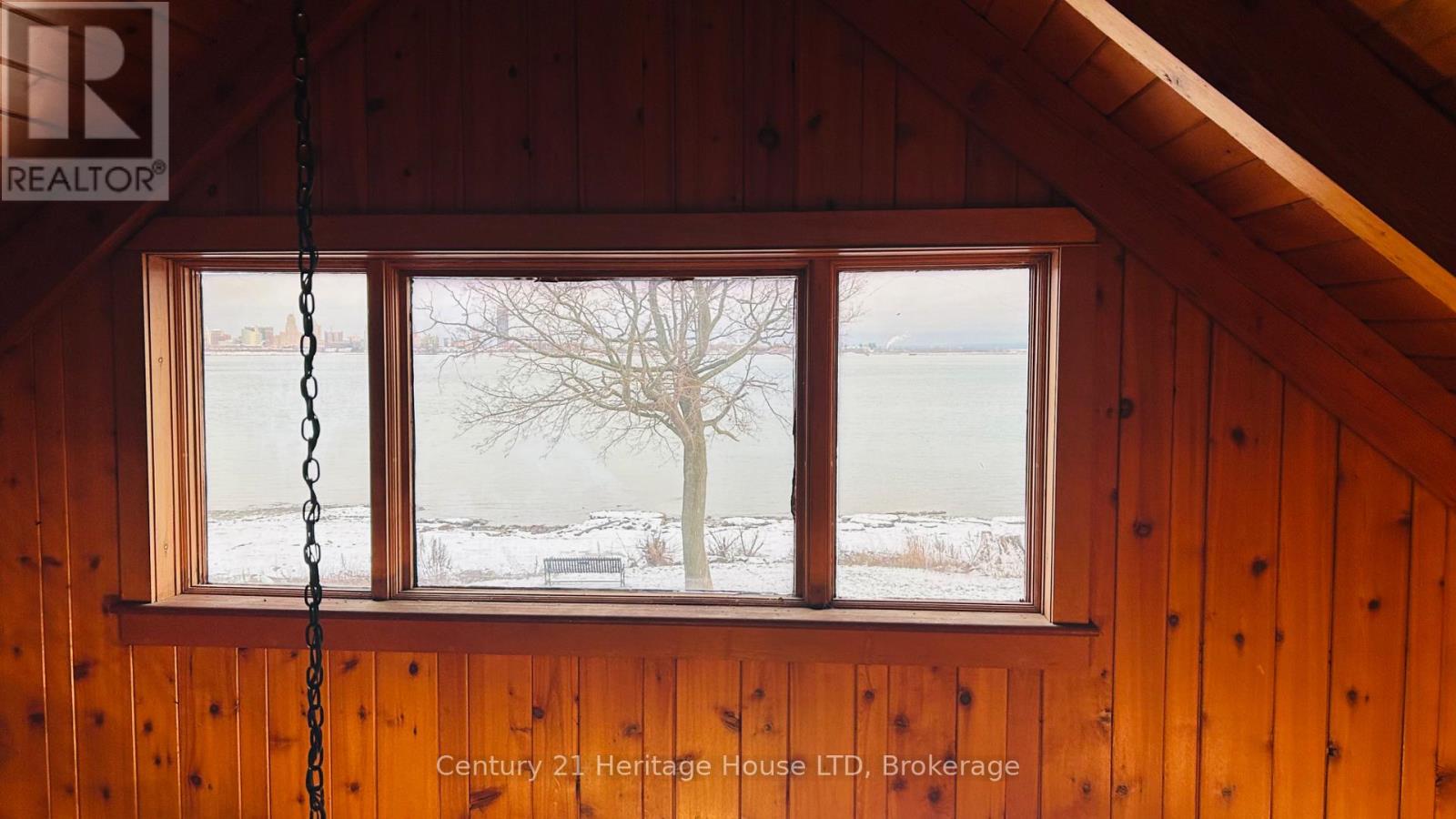 500 Lakeshore Road, Fort Erie, Ontario L2A 1B5 - Photo 26 - X12603774