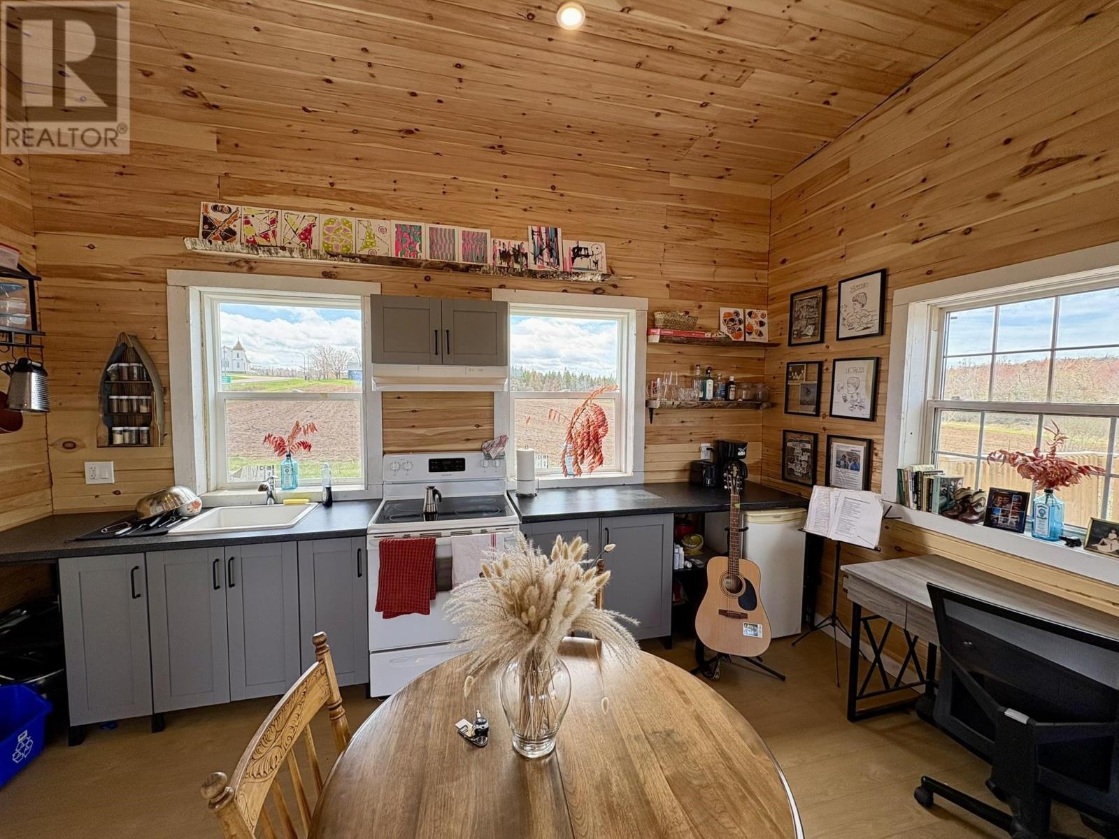 583 Burlington Road, Long River, Prince Edward Island C0B 1M0 - Photo 15 - 202529442