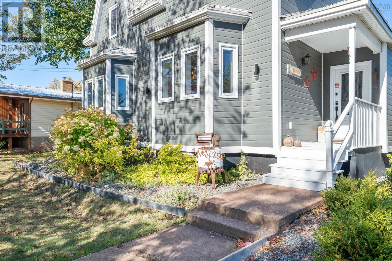 51 Black Street, Pugwash, Nova Scotia  B0K 1L0 - Photo 6 - 202525234