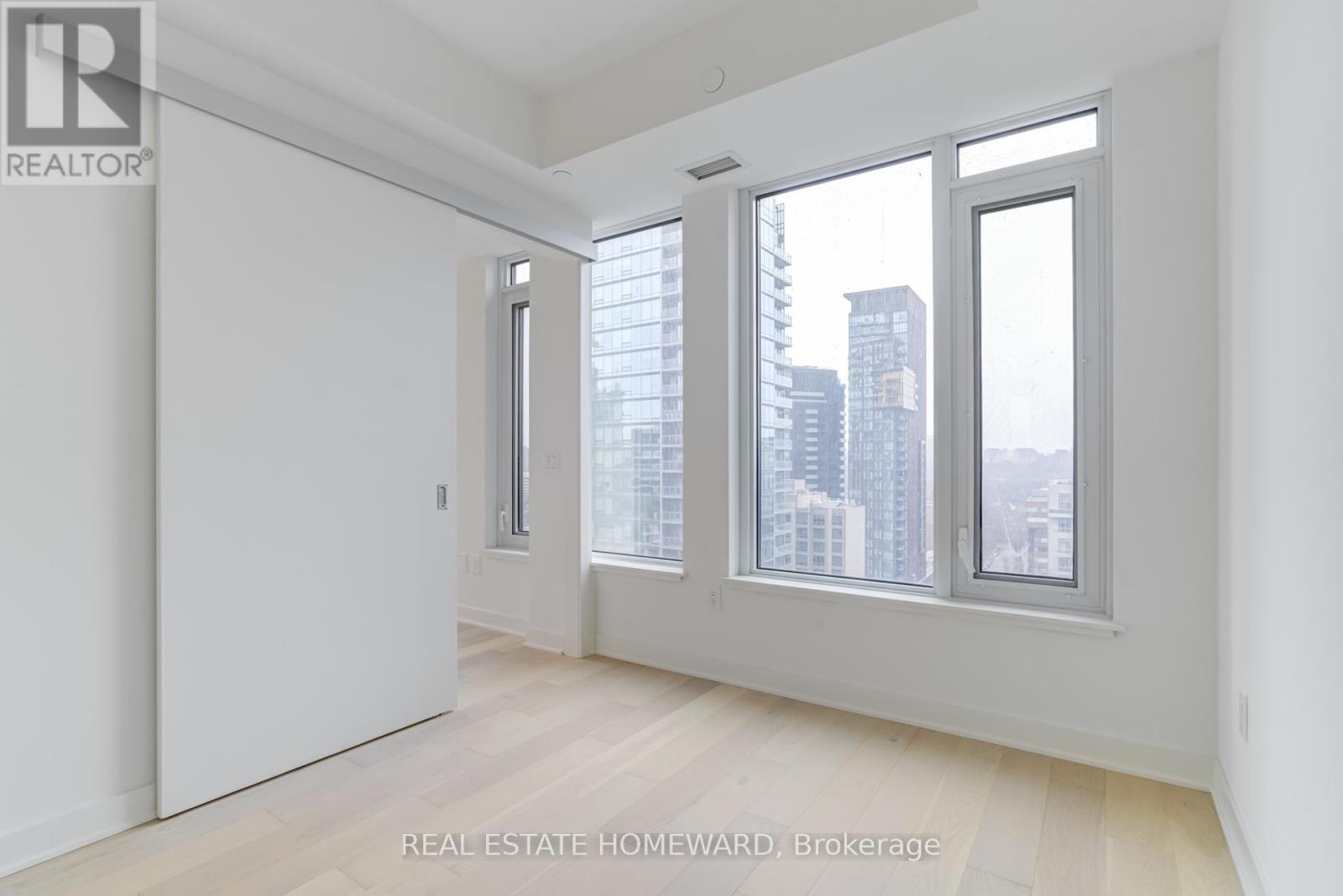 1403 - 11 Yorkville Avenue, Toronto, Ontario  M4W 0B7 - Photo 14 - C12633640