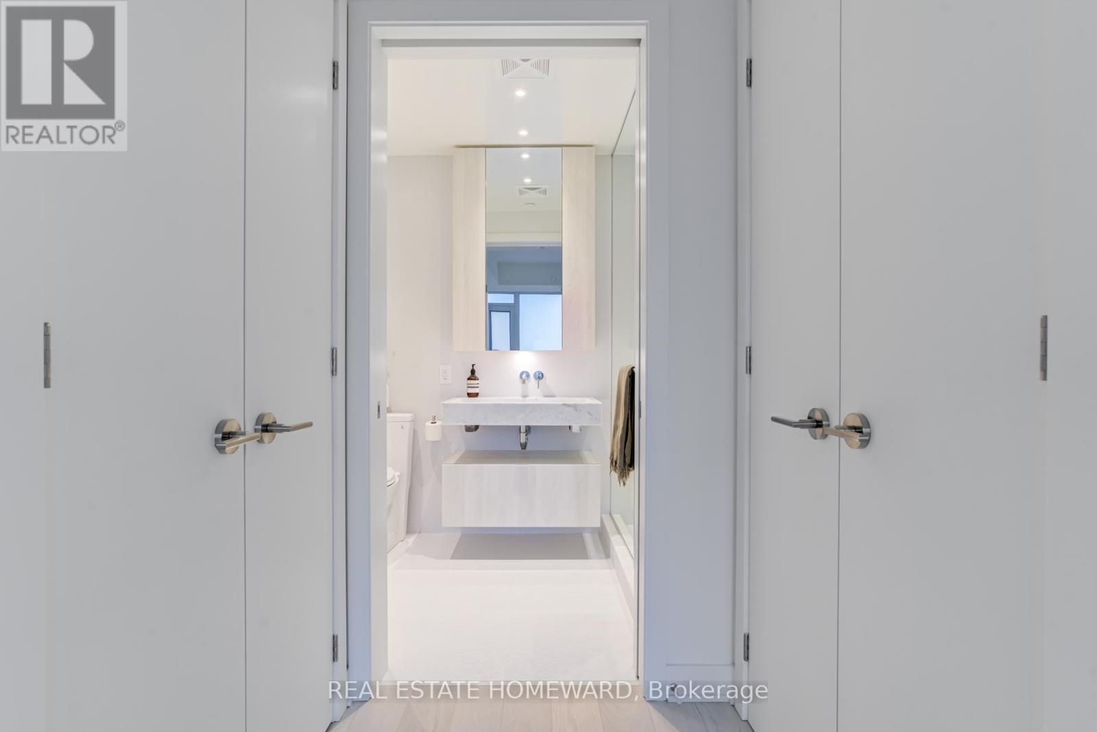 1403 - 11 Yorkville Avenue, Toronto, Ontario  M4W 0B7 - Photo 17 - C12633640