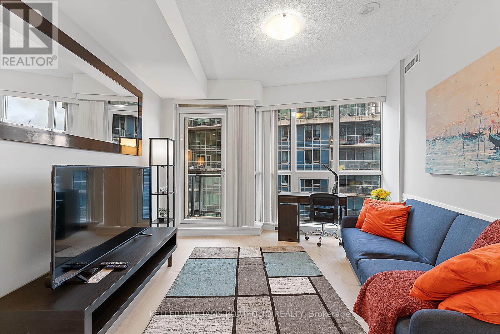 1703 - 51 East Liberty Street, Toronto, Ontario  M6K 3P8 - Photo 10 - C12633642