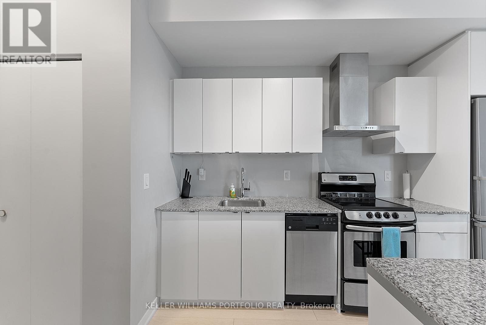 1703 - 51 East Liberty Street, Toronto, Ontario  M6K 3P8 - Photo 6 - C12633642