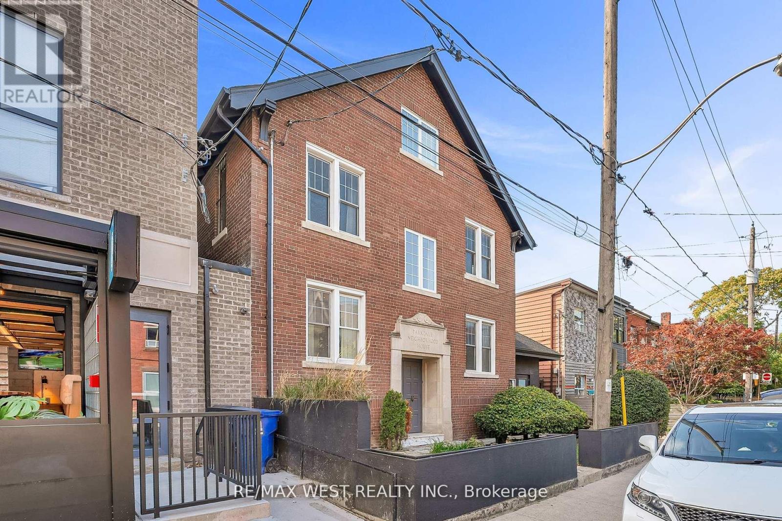 53 Argyle Street, Toronto (Trinity-Bellwoods), Ontario  M6J 1N8 - Photo 2 - C12633644