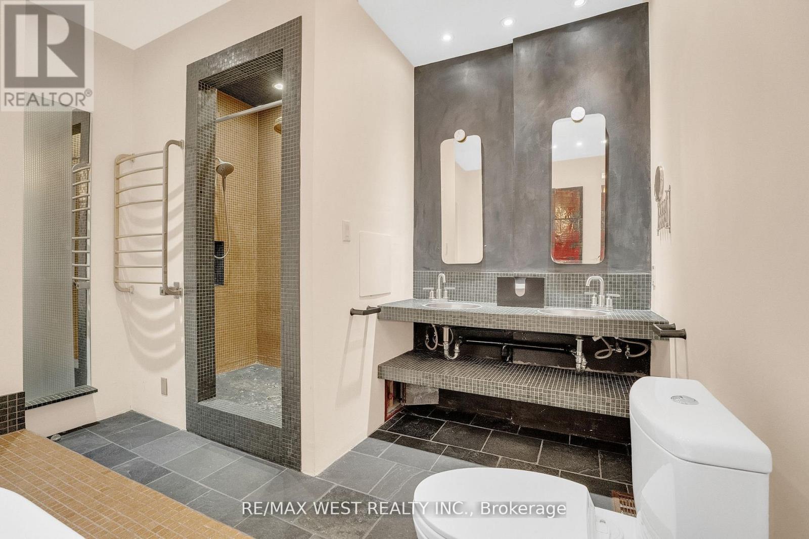 53 Argyle Street, Toronto (Trinity-Bellwoods), Ontario  M6J 1N8 - Photo 46 - C12633644