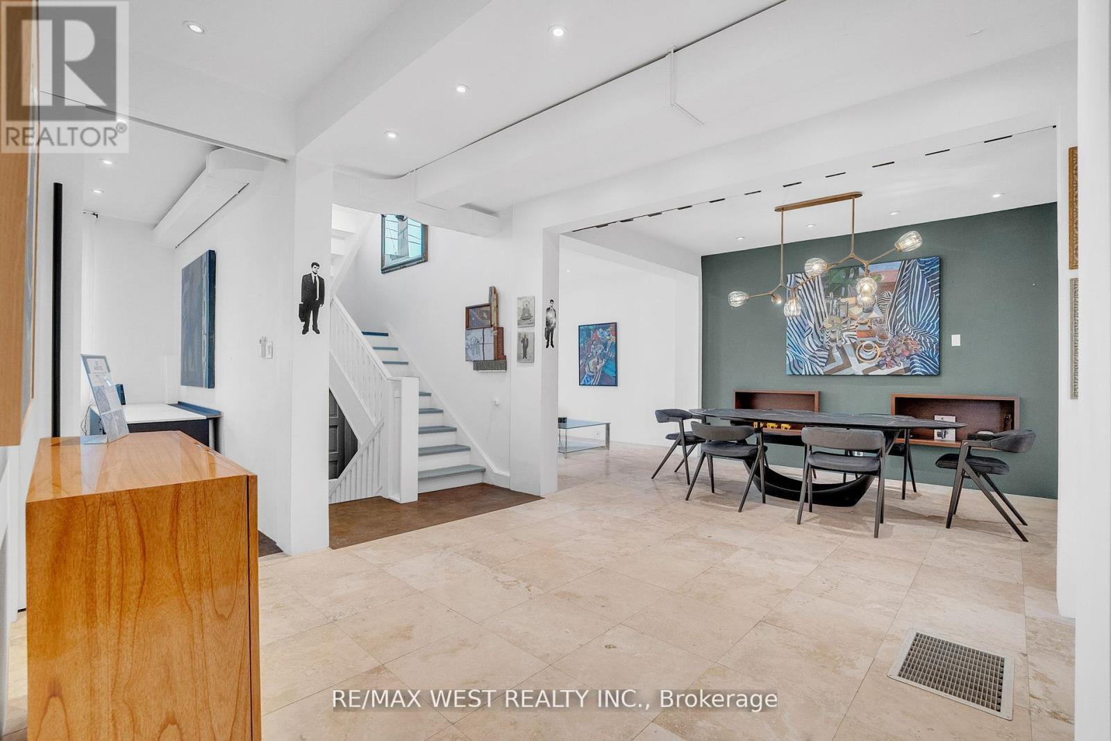 53 Argyle Street, Toronto (Trinity-Bellwoods), Ontario  M6J 1N8 - Photo 9 - C12633644