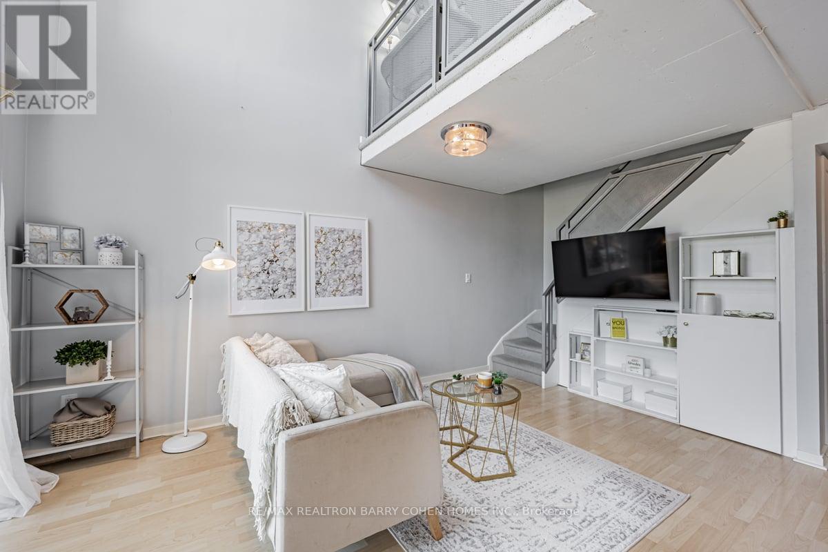 Ph 803 - 800 King Street W, Toronto, Ontario  M5V 3M7 - Photo 8 - C12633648