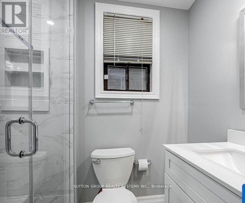 Main - 628 Christie Street, Toronto, Ontario  M6G 3E5 - Photo 11 - C12633658