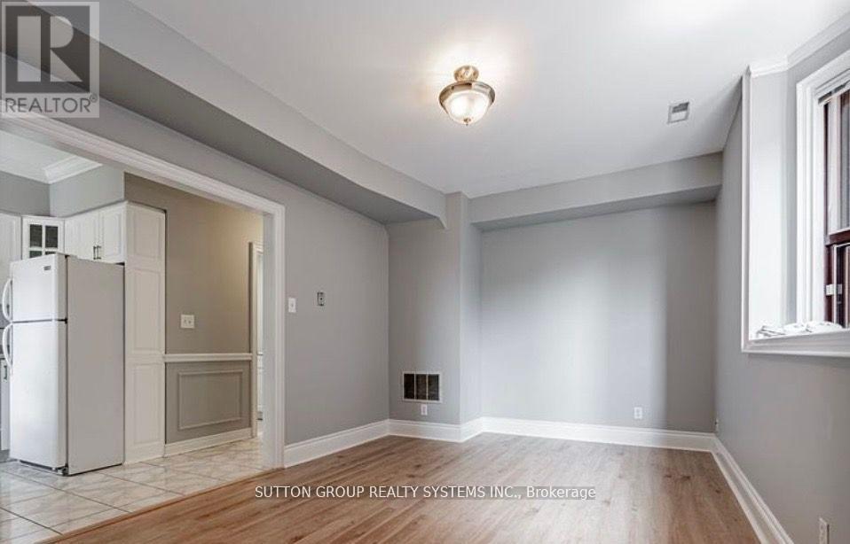 Main - 628 Christie Street, Toronto, Ontario  M6G 3E5 - Photo 3 - C12633658