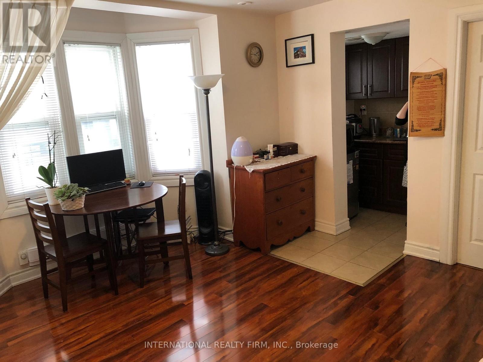 2b - 197 Dundas Street E, Toronto, Ontario  M5A 1Z4 - Photo 3 - C12633682