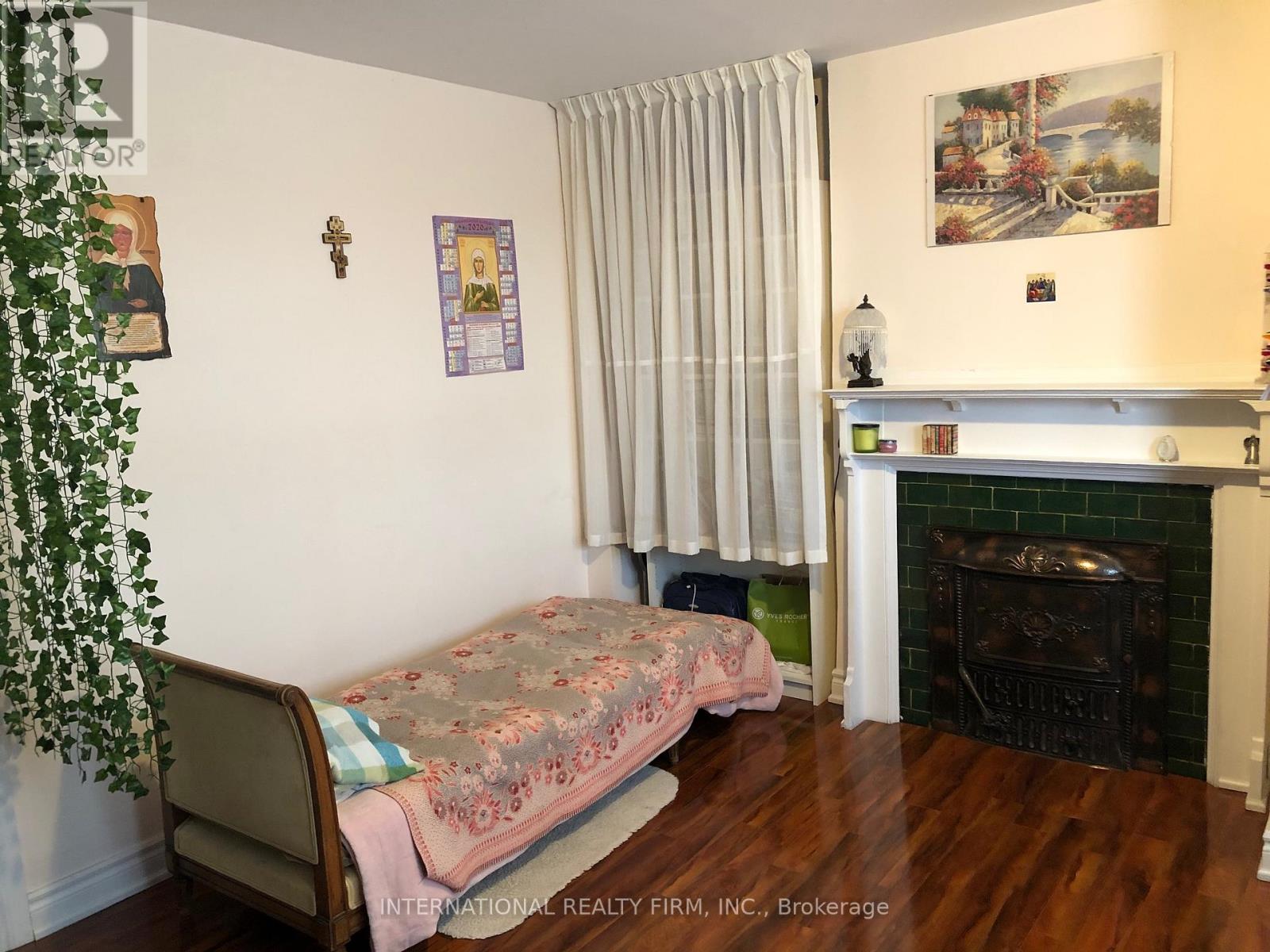 2b - 197 Dundas Street E, Toronto, Ontario  M5A 1Z4 - Photo 4 - C12633682