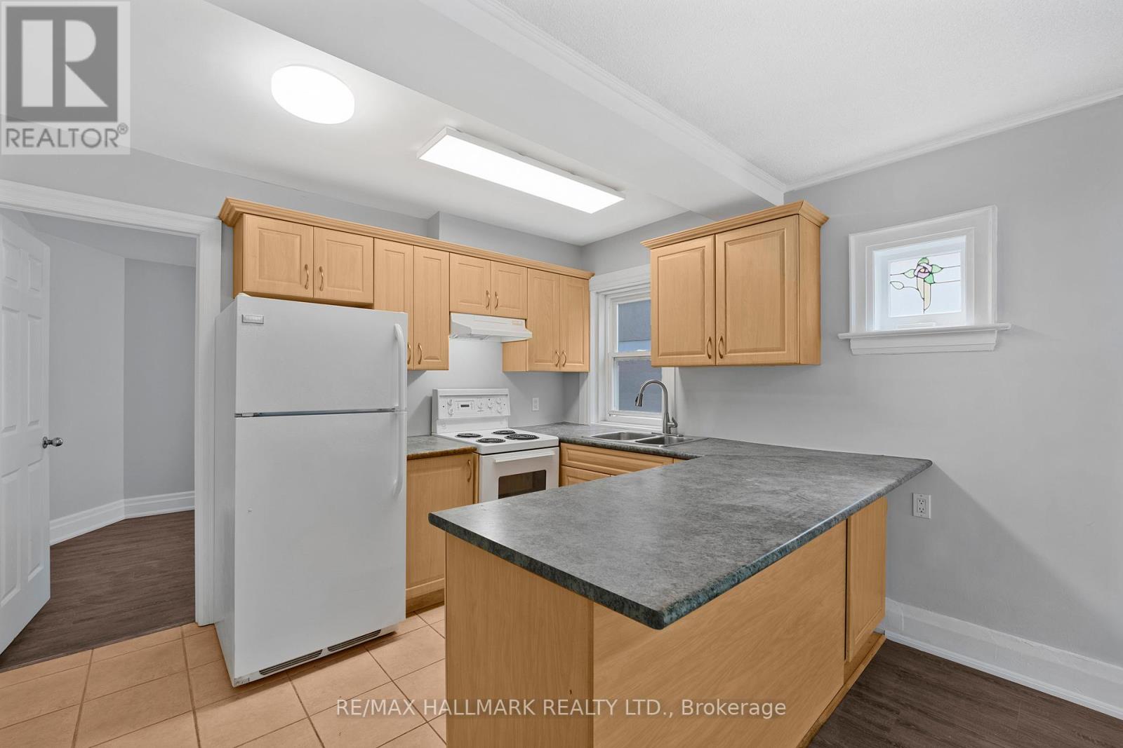 2 - 47 Willow Avenue, Toronto, Ontario  M4E 3K1 - Photo 11 - E12633670