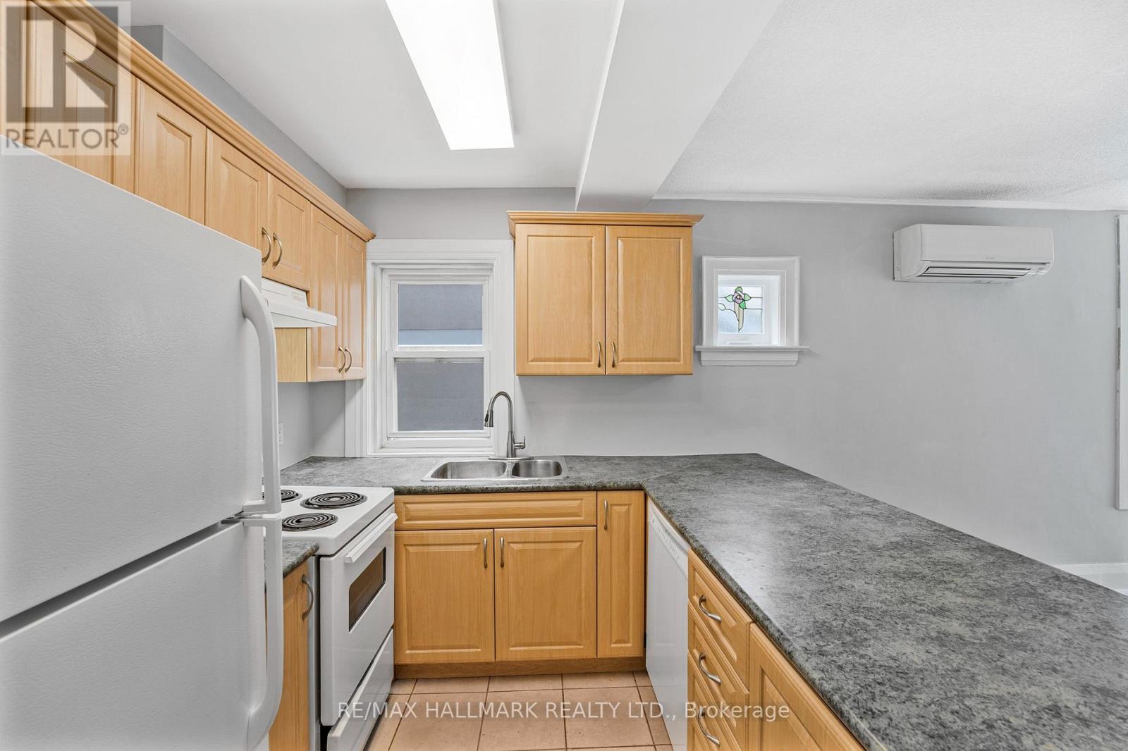 2 - 47 Willow Avenue, Toronto, Ontario  M4E 3K1 - Photo 12 - E12633670