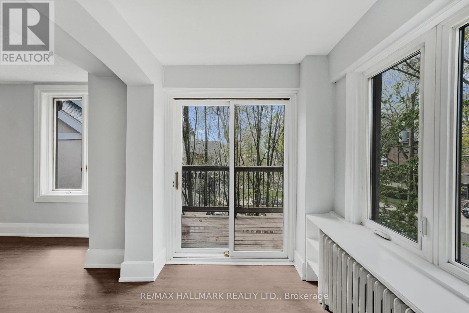 2 - 47 Willow Avenue, Toronto, Ontario  M4E 3K1 - Photo 2 - E12633670