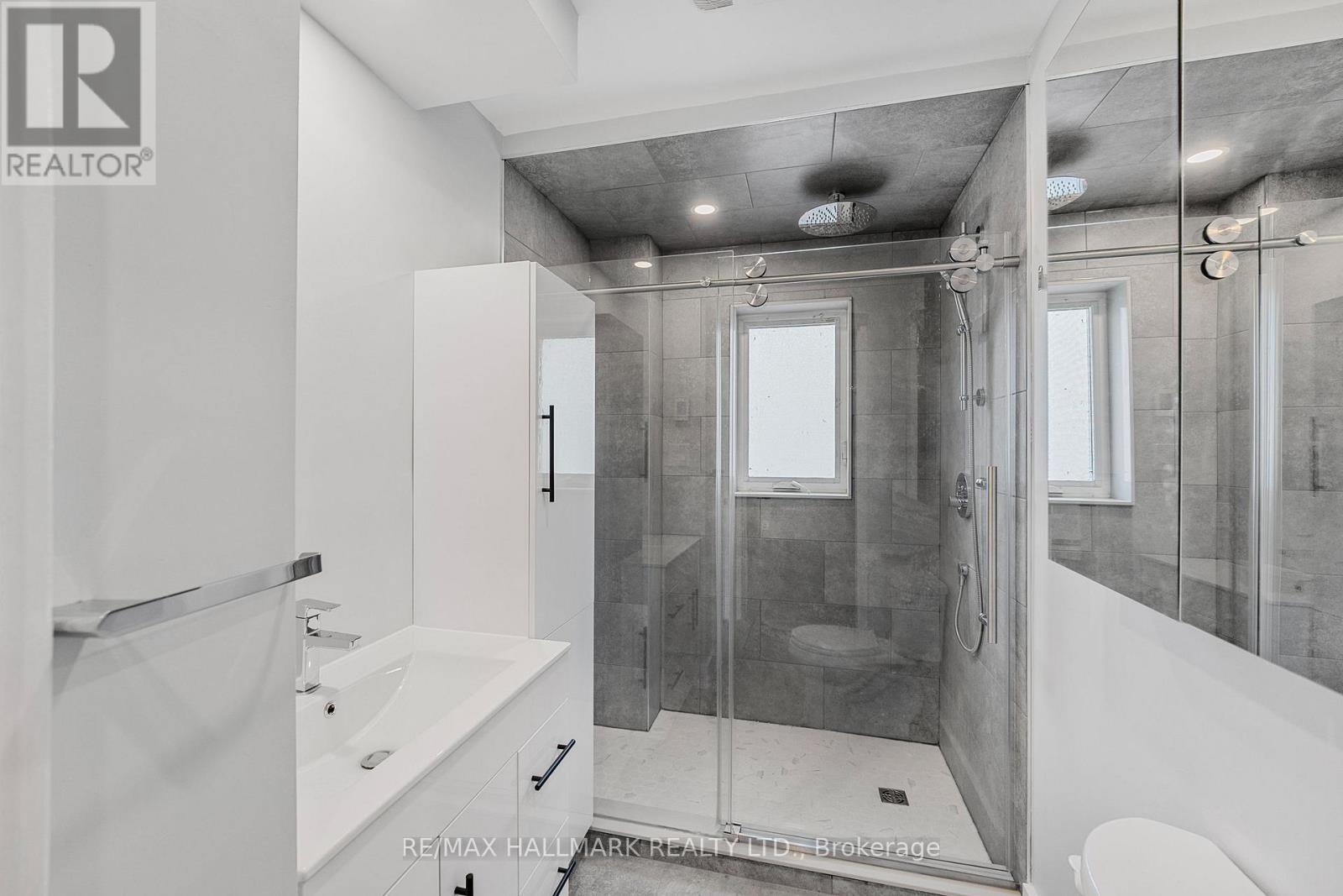 2 - 47 Willow Avenue, Toronto, Ontario  M4E 3K1 - Photo 9 - E12633670