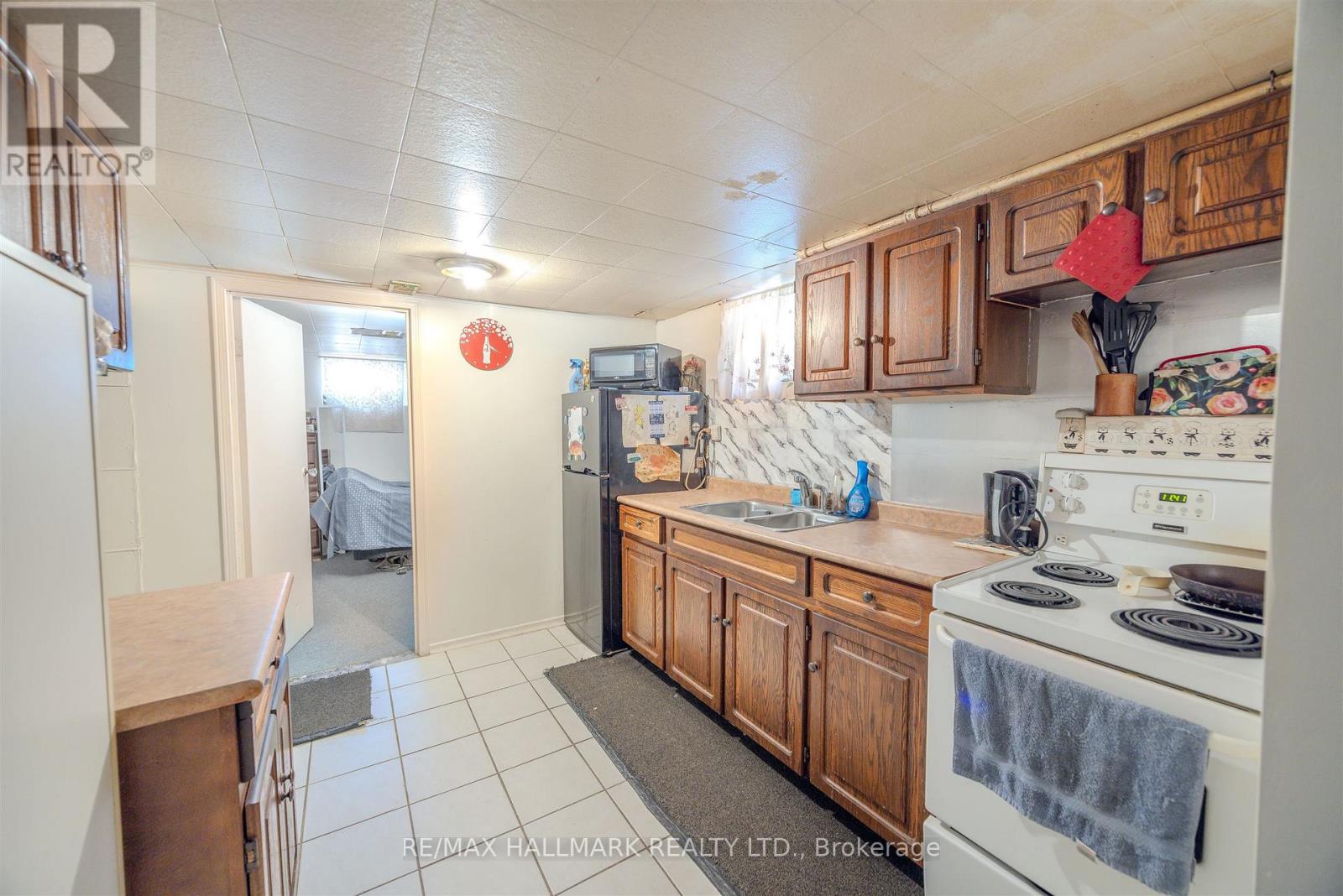 60 Newlands Avenue, Toronto, Ontario  M1L 1R9 - Photo 17 - E12633686