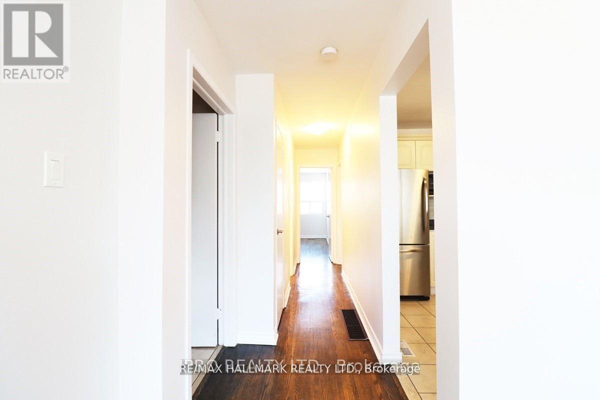 1237e Woodbine Avenue, Toronto (Woodbine-Lumsden), Ontario  M4C 4E5 - Photo 12 - E12633690