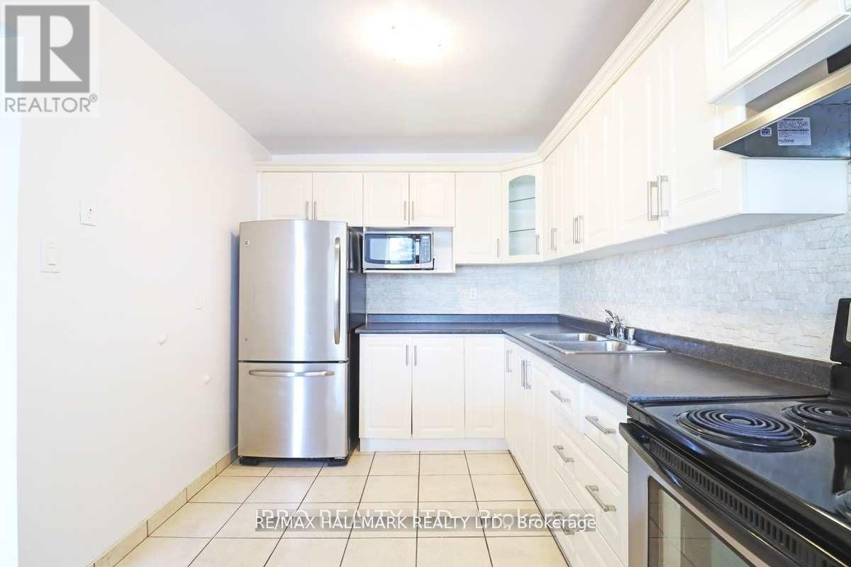 1237e Woodbine Avenue, Toronto (Woodbine-Lumsden), Ontario  M4C 4E5 - Photo 5 - E12633690