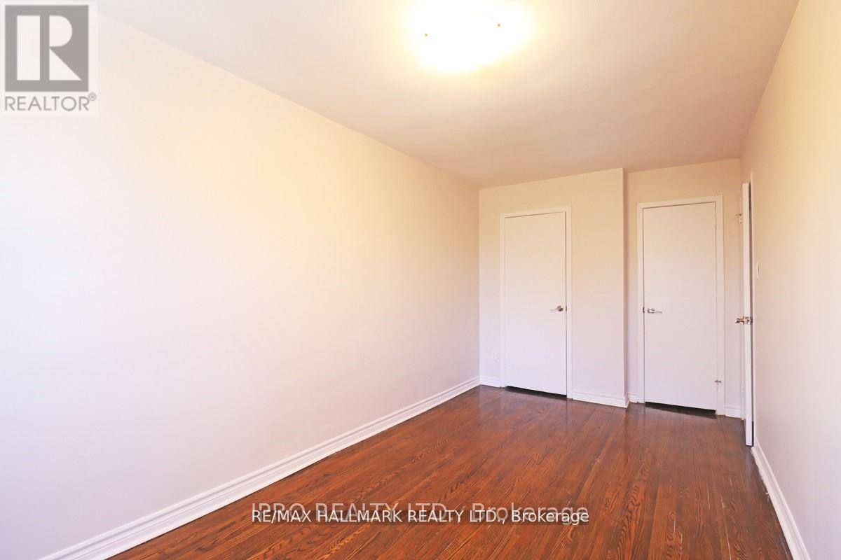 1237e Woodbine Avenue, Toronto (Woodbine-Lumsden), Ontario  M4C 4E5 - Photo 8 - E12633690