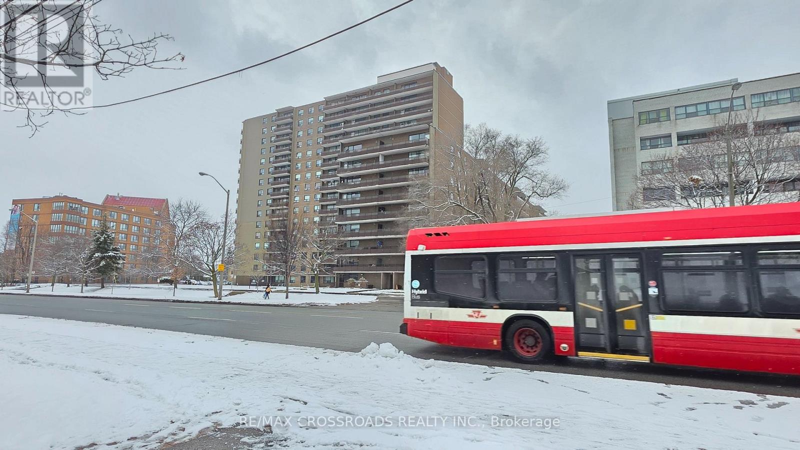 921 - 180 Markham Road, Toronto (Scarborough Village), Ontario  M1M 2Z9 - Photo 3 - E12633726