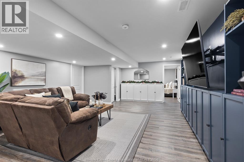 159 Meadowview Avenue, Amherstburg, Ontario N9V 0E9 - Photo 5 - 25031687