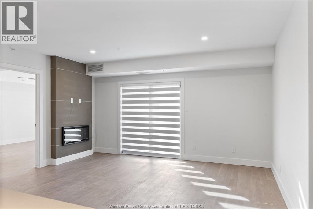 2550 Sandwich W Parkway Unit# 104, Lasalle, Ontario N9H 0A7 - Photo 20 - 25031677