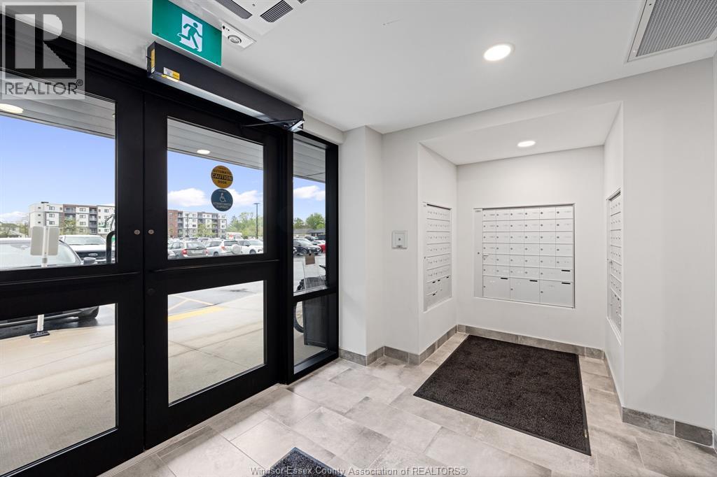 2550 Sandwich W Parkway Unit# 104, Lasalle, Ontario N9H 0A7 - Photo 5 - 25031676