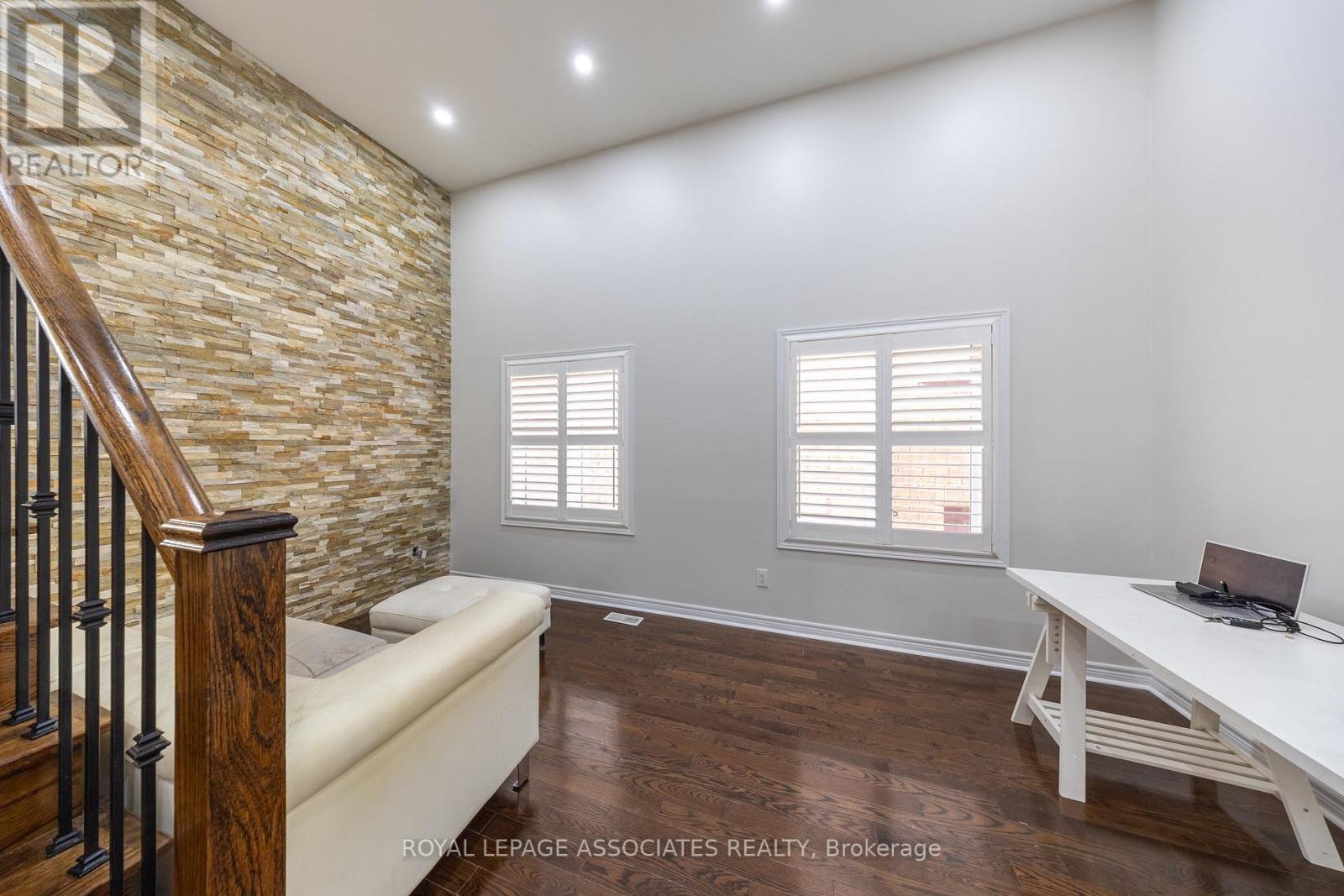 96 Maverick Crescent, Vaughan (Patterson), Ontario  L6A 4L1 - Photo 19 - N12633660