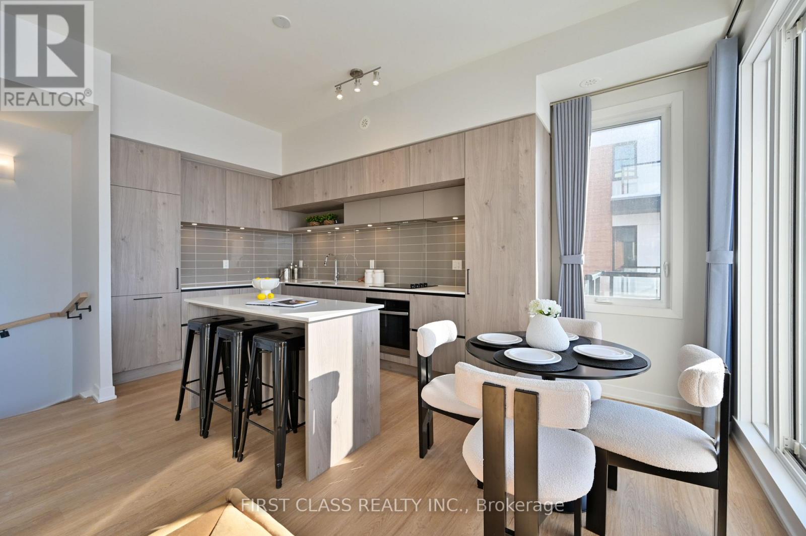 223 - 8 Steckley House Lane, Richmond Hill, Ontario  L4S 0N1 - Photo 10 - N12633680