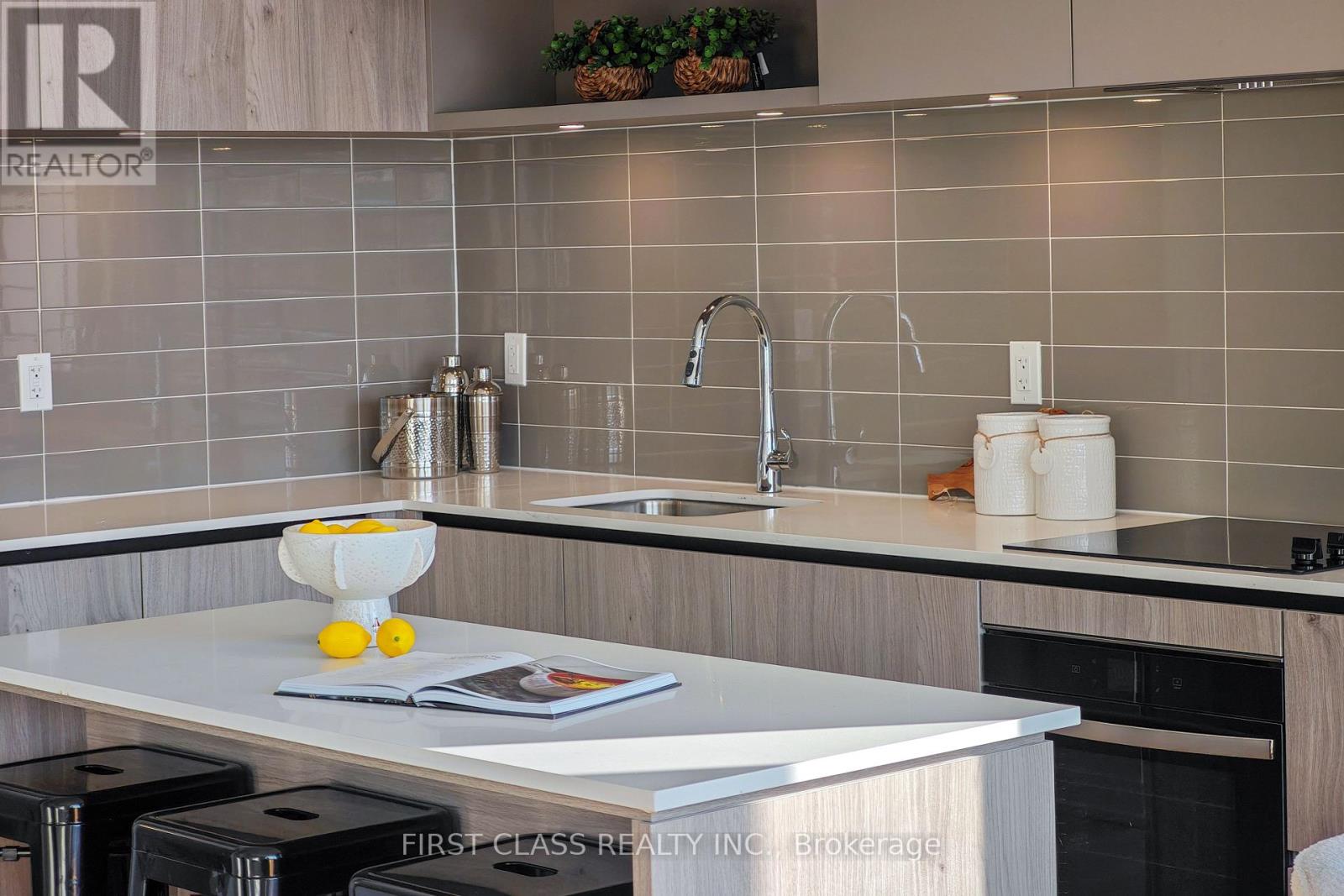 223 - 8 Steckley House Lane, Richmond Hill, Ontario  L4S 0N1 - Photo 12 - N12633680